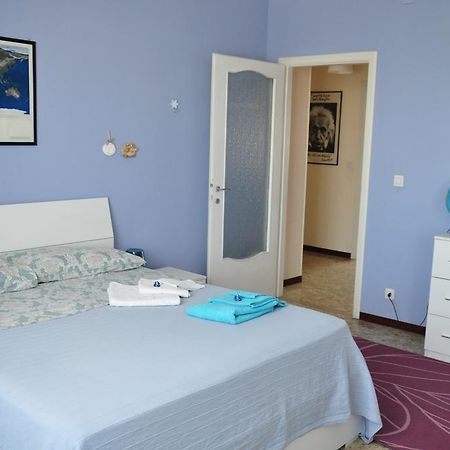 Apartment Montebello Parma Esterno foto